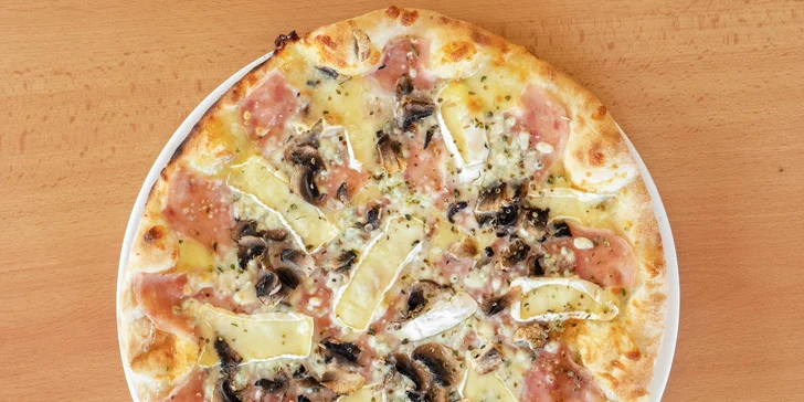2× pizza v centru Zlína: výběr z 19 druhů s rajčatovým i smetanovým základem