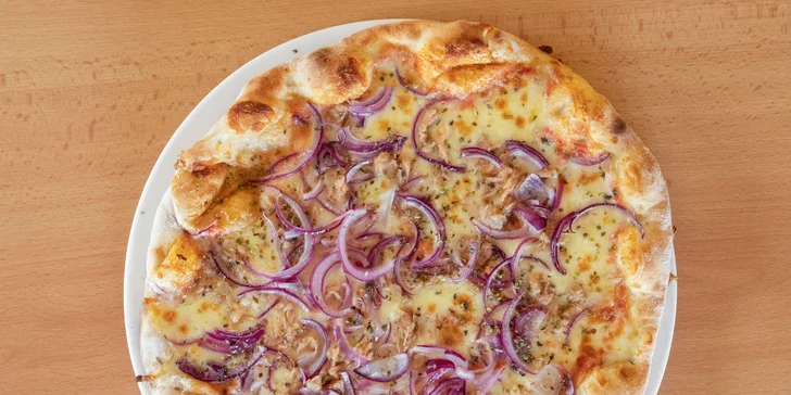 2× pizza v centru Zlína: výběr z 19 druhů s rajčatovým i smetanovým základem