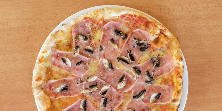 2× pizza v centru Zlína: výběr z 19 druhů s rajčatovým i smetanovým základem