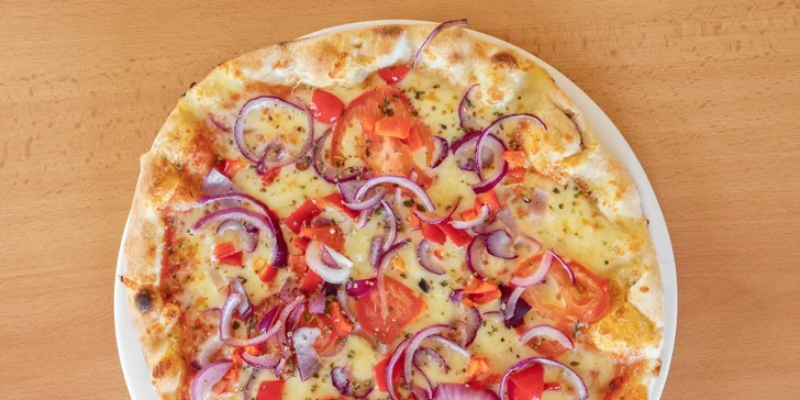 2× pizza v centru Zlína: výběr z 19 druhů s rajčatovým i smetanovým základem