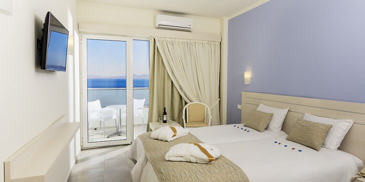 Noční život, pláže i slavné památky města Rhodos. 4* hotel pro dospělé s all inclusive