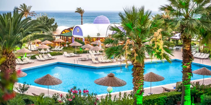 Nejkrásnější pláže Rhodosu v letovisku Faliráki: 4* beach hotel s all inclusive