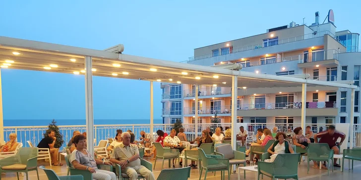 Pláže, noční život i památky Nesebaru - all inclusive a adults only hotel u pláže