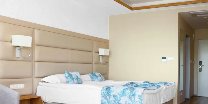 Pláže, noční život i památky Nesebaru - all inclusive a adults only hotel u pláže