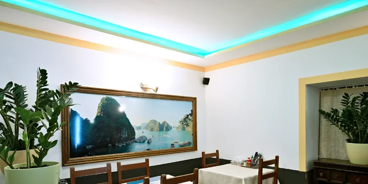24, 32, 40 či 44 ks sushi s rybami a zeleninou i polévky a krevetové placičky