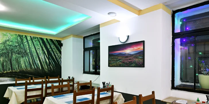 24, 32, 40 či 44 ks sushi s rybami a zeleninou i polévky a krevetové placičky