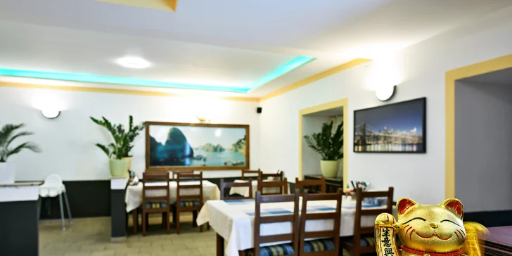24, 32, 40 či 44 ks sushi s rybami a zeleninou i polévky a krevetové placičky