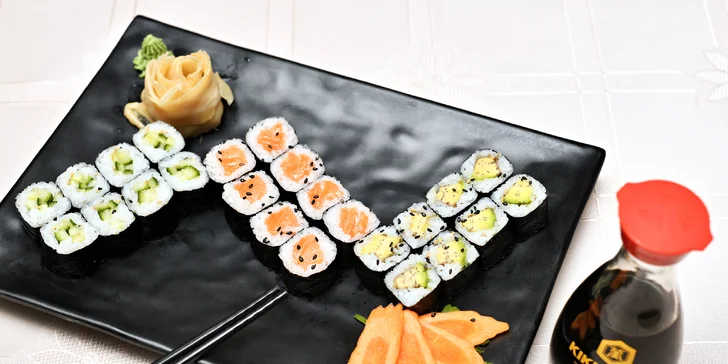 24, 32, 40 či 44 ks sushi s rybami a zeleninou i polévky a krevetové placičky
