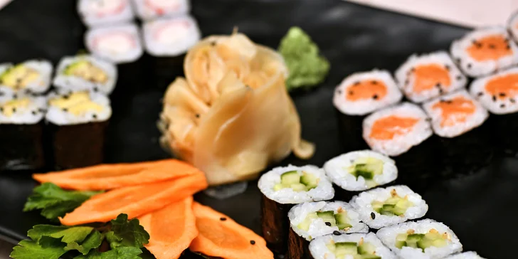 24, 32, 40 či 44 ks sushi s rybami a zeleninou i polévky a krevetové placičky
