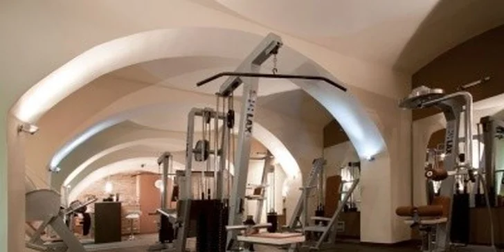 449 Kč za permanentku na DESET vstupů do dámské posilovny Ladie’s GYM. 1 lekce 100 minut a skvělý trénink se slevou 43 %.