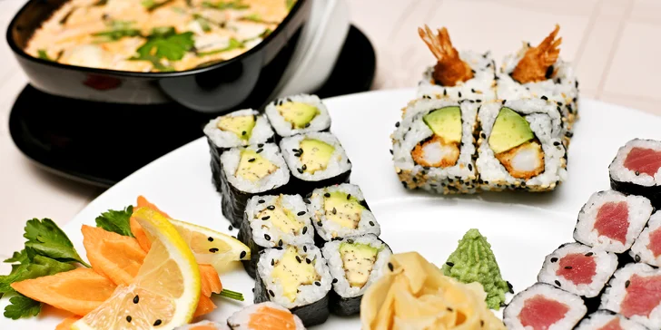 24, 32, 40 či 44 ks sushi s rybami a zeleninou i polévky a krevetové placičky