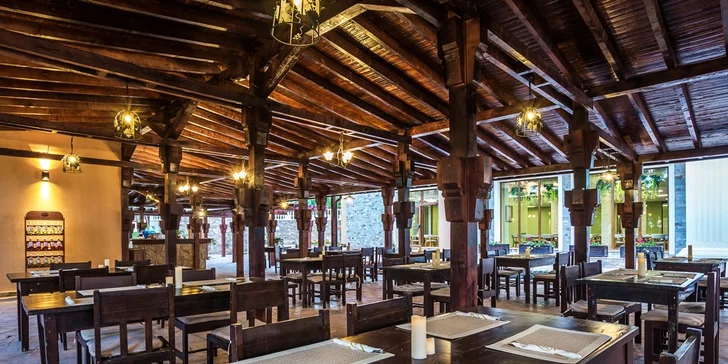 Letovisko Pomorie: 4* hotel u pláže, bazény a all inclusive i jezero s léčivým bahnem