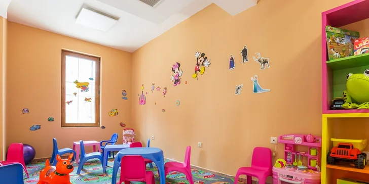 Letovisko Pomorie: 4* hotel u pláže, bazény a all inclusive i jezero s léčivým bahnem