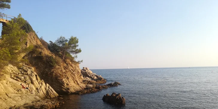 7 nocí ve 4* hotelu na Costa Brava s polopenzí; 1. dítě do 12,99 let zdarma