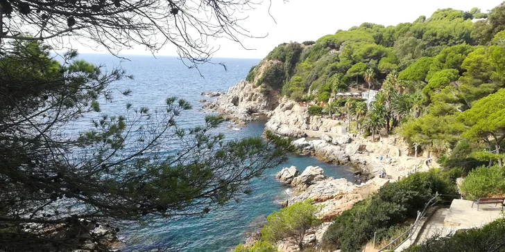 7 nocí ve 4* hotelu na Costa Brava s polopenzí; 1. dítě do 12,99 let zdarma