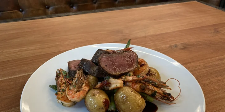 Dokonalý Valentýn: čtyřchodové menu za doprovodu královny šansonu Renaty Drössler