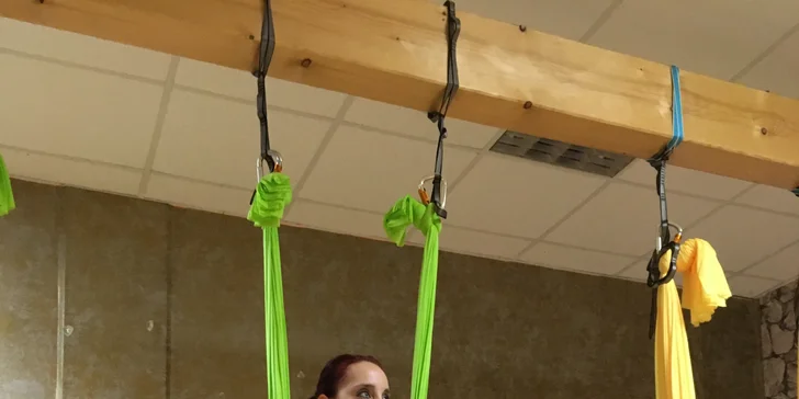 Přijďte tančit a létat zároveň: 1-10 vstupů na Aerial hammock dance