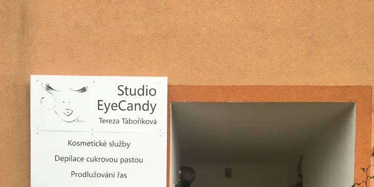 Depilace cukrovou pastou vybraných partií: podpaží či intimní partie