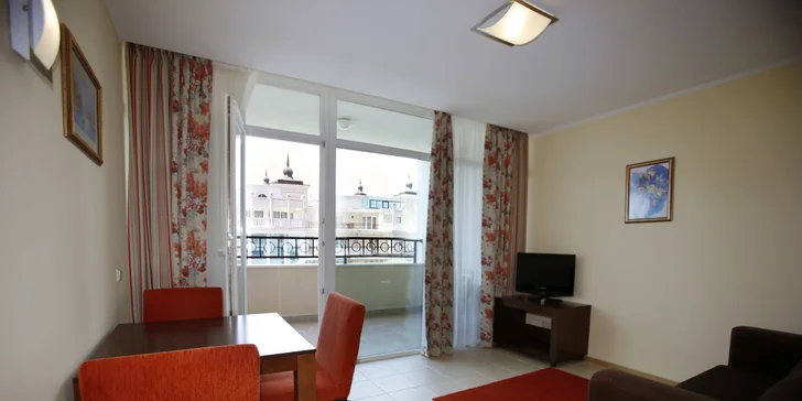 Koupání i rodinná pohoda kousek od Burgasu. 5* plážový resort s all inclusive