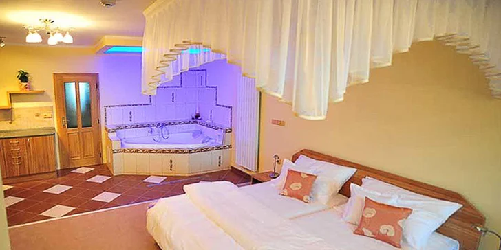 Pobyt pro dva v Hotelu Krajka**** – apartmán Deluxe a snídaně