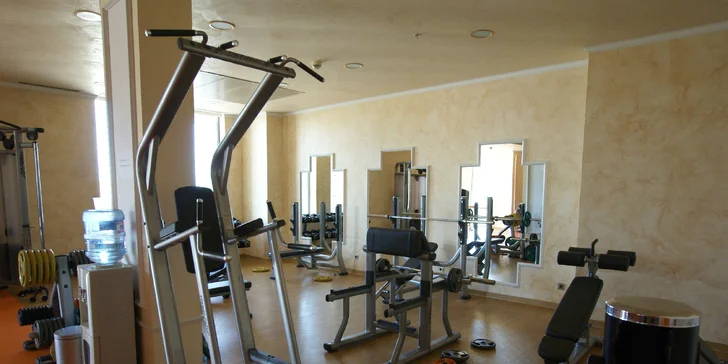 Koupání i rodinná pohoda kousek od Burgasu. 5* plážový resort s all inclusive