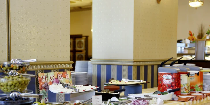 Koupání i rodinná pohoda kousek od Burgasu. 5* plážový resort s all inclusive