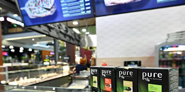 Jedna nebo dvě pizzy o průměru 32 či 42 cm podle výběru z 16 druhů