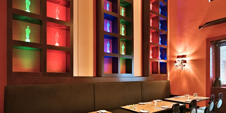 Degustační menu v kosmopolitní restauraci: s masem či vegetariánské i s vinným párováním