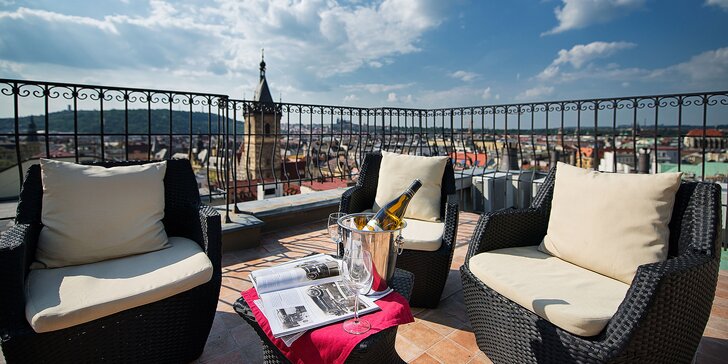 Luxusní pobyt v apartmánu v centru Prahy: bohatá snídaně i čokoládové překvapení na pokoji