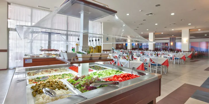 4* resort u nekonečné pláže letoviska Obzor, moderní aquapark i all inclusive