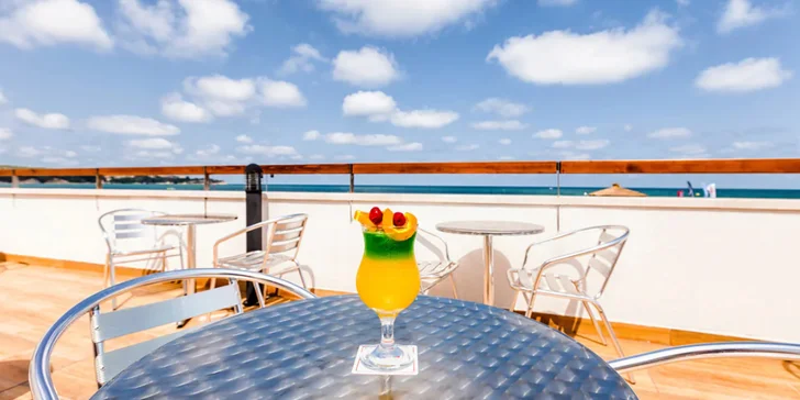 4* resort u nekonečné pláže letoviska Obzor, moderní aquapark i all inclusive