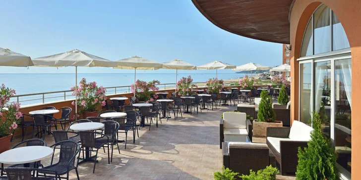 4* resort u nekonečné pláže letoviska Obzor, moderní aquapark i all inclusive