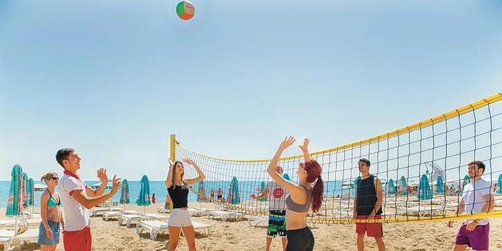 Bydlení u pláže i výhled na moře. 4* hotel s all inclusive v srdci Obzoru