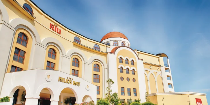 Bydlení u pláže i výhled na moře. 4* hotel s all inclusive v srdci Obzoru