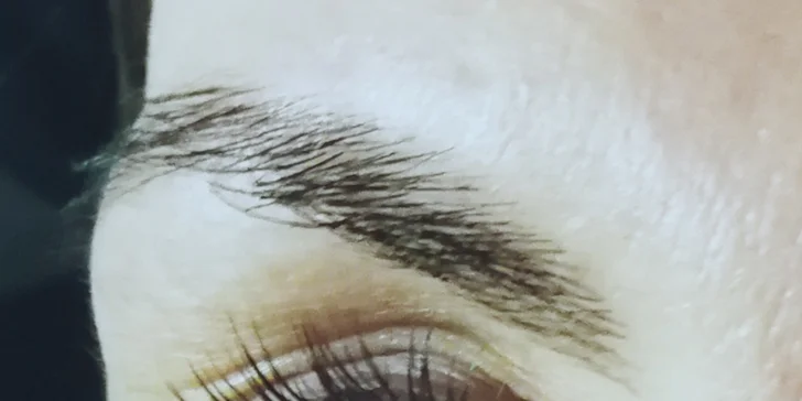 Výživa a zatočení řas: revoluční technika lash lifting a lash botox