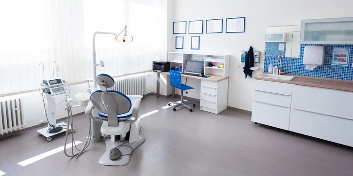 60 min. dentální hygieny s povrchovou anestezií vč. odstranění zubního kamene a leštění