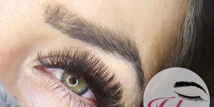 Nový set prodloužených řas Volume Lashes včetně úpravy obočí