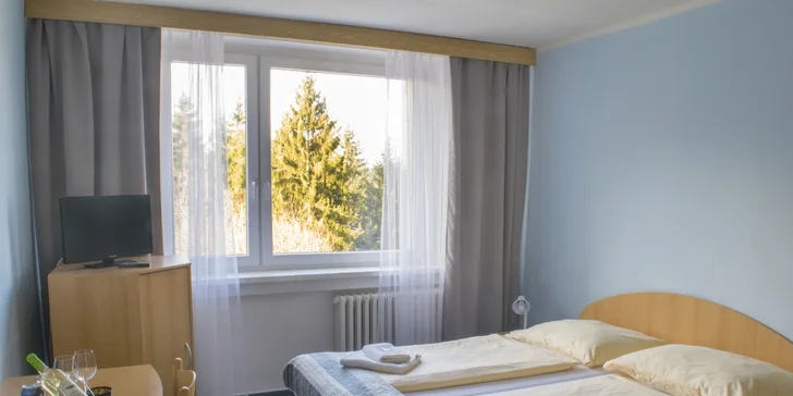 Pobyt v Bílých Karpatech s polopenzí: hotel s bazénem, na výběr i relax ve vířivce nebo vyjížďka na koni