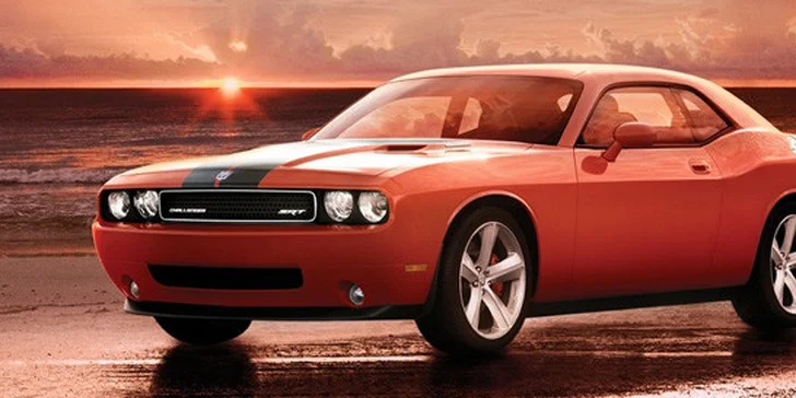 999 Kč za nezapomenutelnou 30minutovou jízdu ve vozech Ford Mustang nebo Dodge Challenger. Americká žihadla se vrací se slevou 80 %!