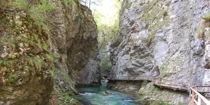 Busem po Slovinsku: 5 nocí s polopenzí, jezera, Julské Alpy, Terst, hřebčín Lipica i koupání