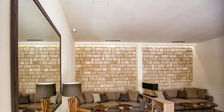 Relax na ostrově Hvar: 4* resort přímo u pláže a příjemné wellness