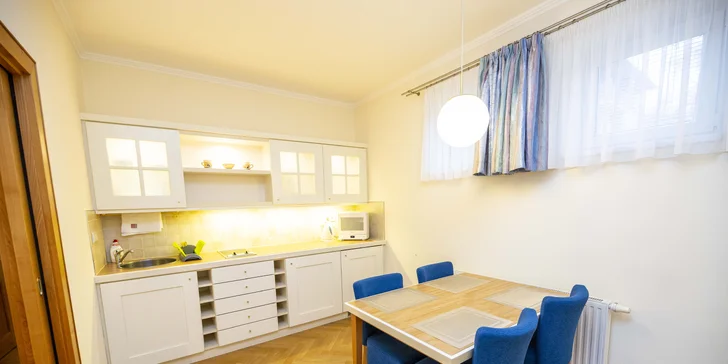 Luxusní Luhačovice: apartmán se snídaní, vířivka, bazén i masáže