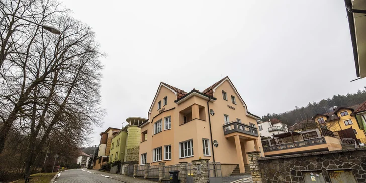 Luxusní Luhačovice: apartmán se snídaní, vířivka, bazén i masáže
