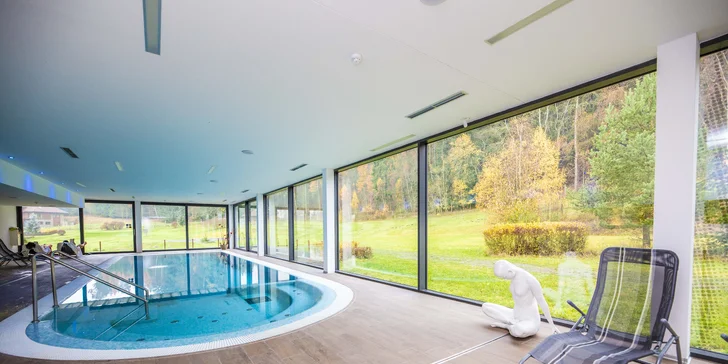 Pobyt v golfovém resortu v Karlových Varech: polopenze, neomezený wellness i masáž