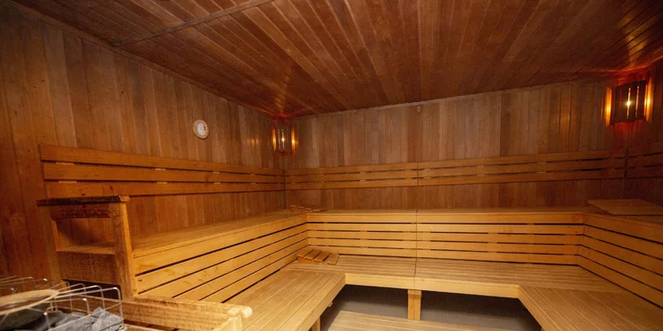 Pobyt v golfovém resortu v Karlových Varech: polopenze, neomezený wellness i masáž