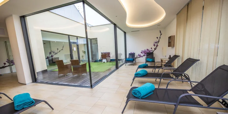 Pobyt v golfovém resortu v Karlových Varech: polopenze, neomezený wellness i masáž