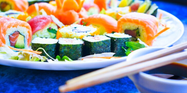 Pochutnejte si na sushi v srdci Brna: 24–38 ks v bistru s otevřenou kuchyní