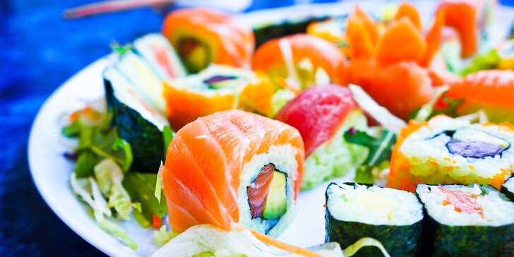 Pochutnejte si na sushi v srdci Brna: set s 28 nebo 38 kusy v bistru s otevřenou kuchyní