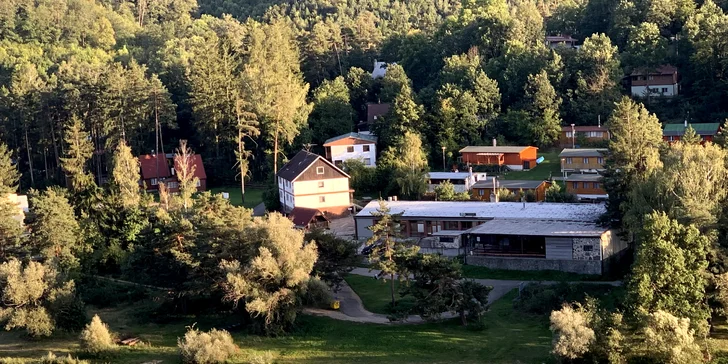 Pro partu či rodinu: Jaro nebo podzim v apartmánech u Vranovské přehrady