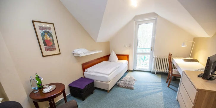 Relax v Mariánských Lázních: polopenze, wellness procedury a bazén